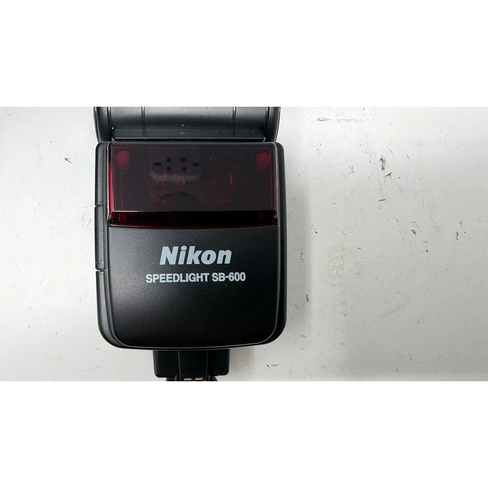 NIKON SB-600 Speedlight Camera Flash with Case - Tested